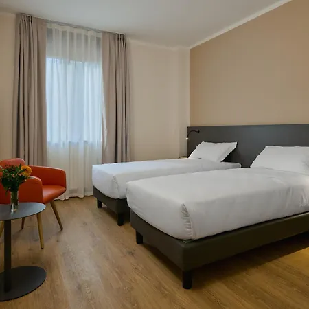 Zenit Park מלון 3*