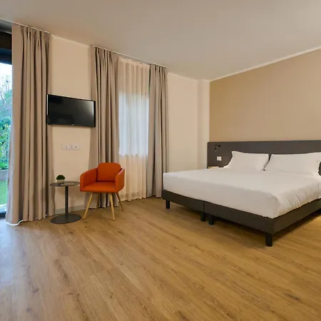 Zenit Park מלון ריוולטה די טורינו